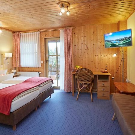 Land- Und Aktivhotel Altmuehlaue Bad Rodach Exterior photo